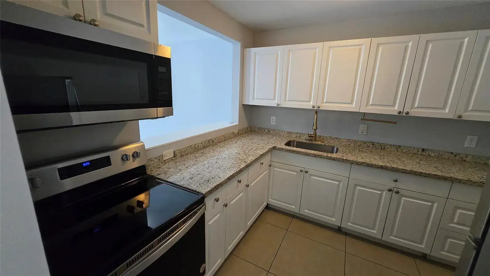 15201 NE 6TH Avenue # C307, Miami FL 33162 photo 2