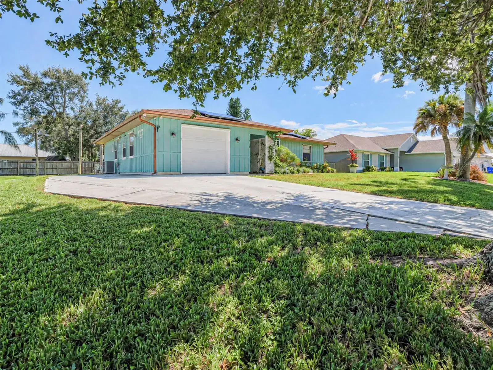 436 Tunison Lane, Sebastian FL 32958 photo 3