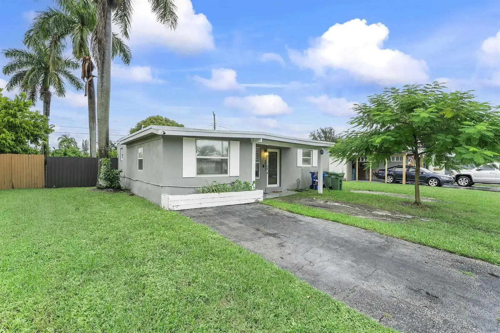 6337 NW 24TH Court, Margate FL 33063 photo 2