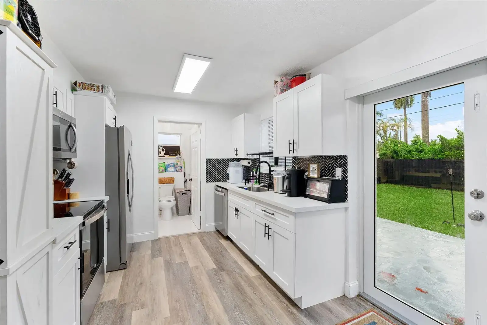 6337 NW 24TH Court, Margate FL 33063 photo 4