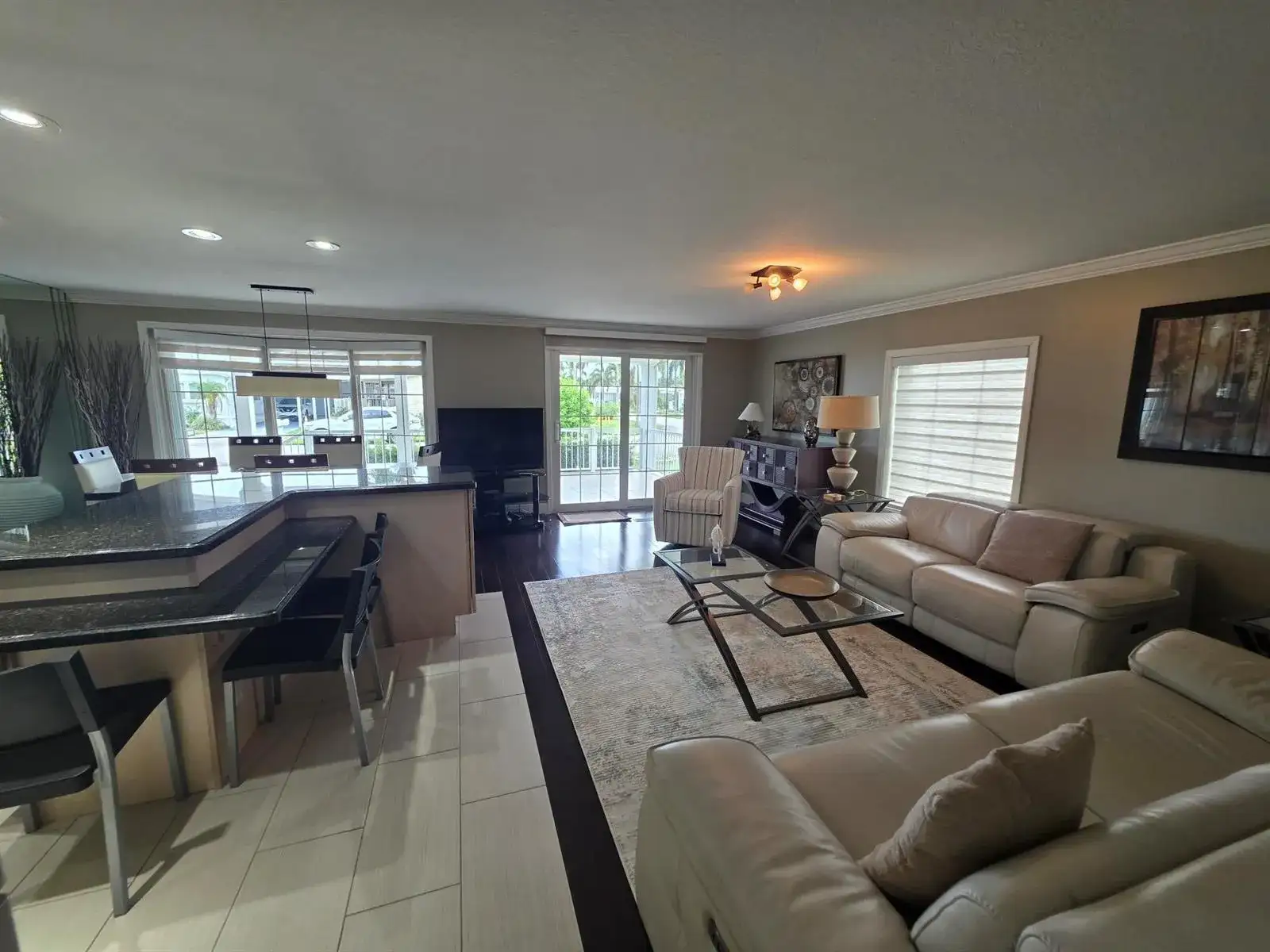 2471 SW 51ST Street, Dania Beach FL 33312 photo 4