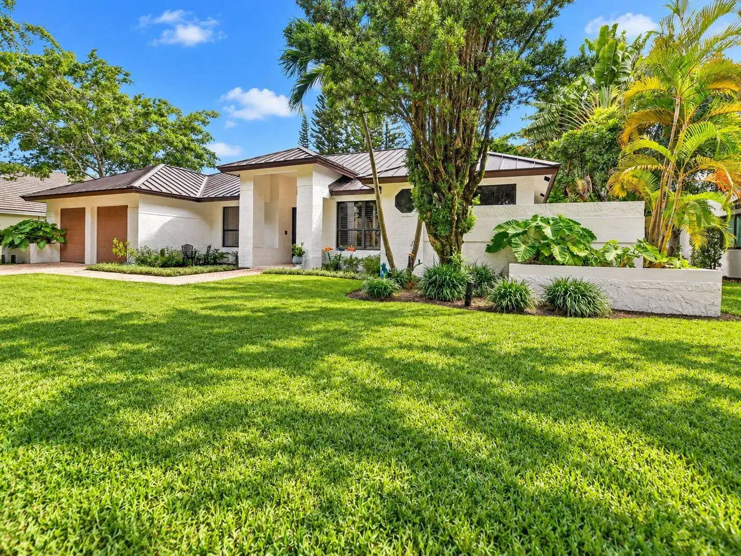 1985 Parkside Circle S, Boca Raton FL 33486 photo 2