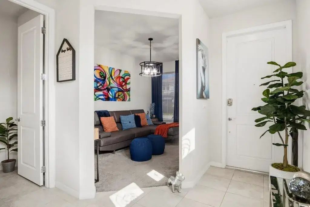 1592 BURSERA Terrace, Hollywood FL 33021 photo 4