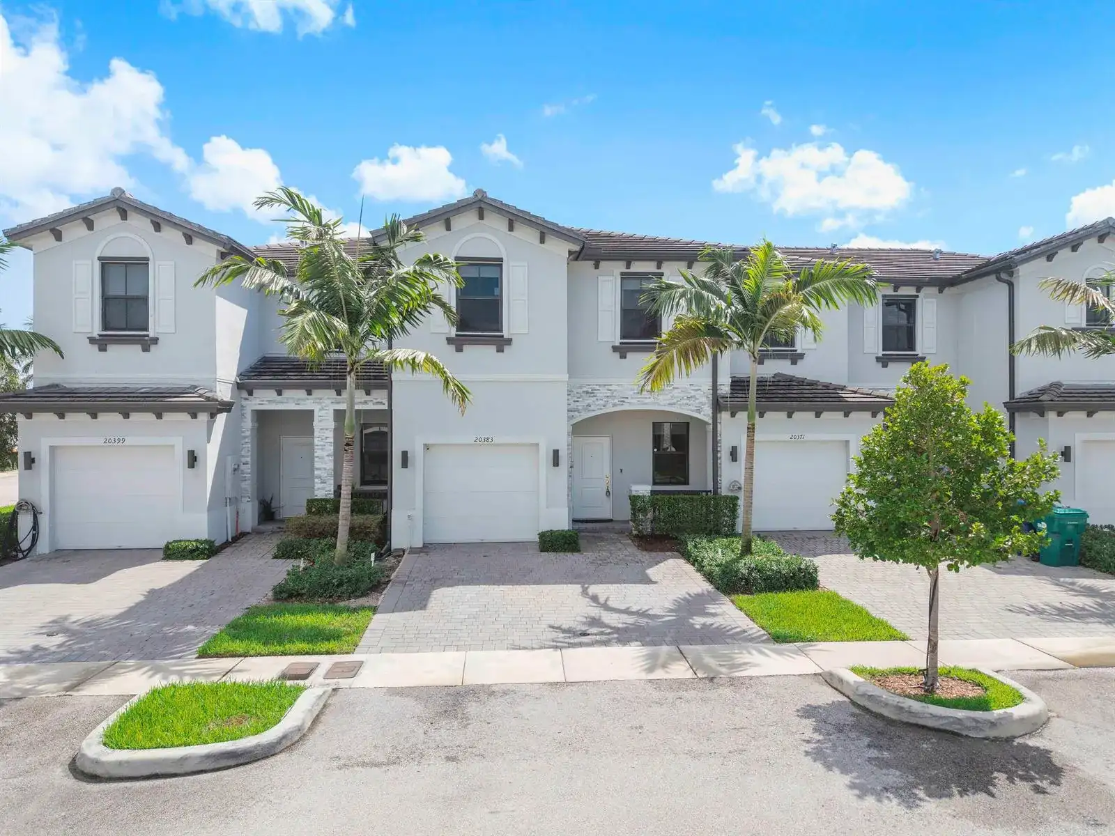 20383 NW 5th Court, Miami Gardens FL 33169 photo 3
