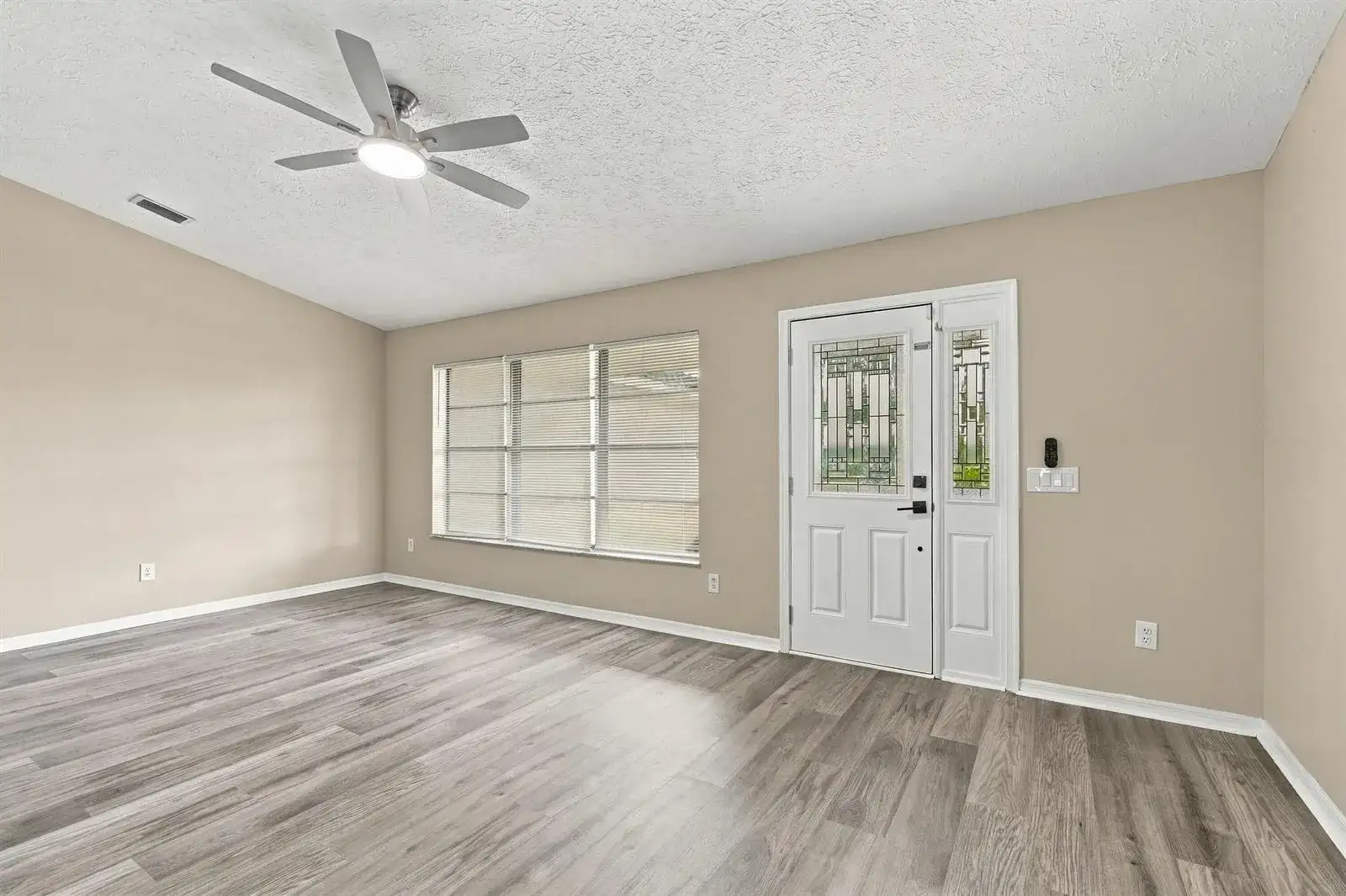 680 SW COLLEEN Avenue, Port St. Lucie FL 34983 photo 4