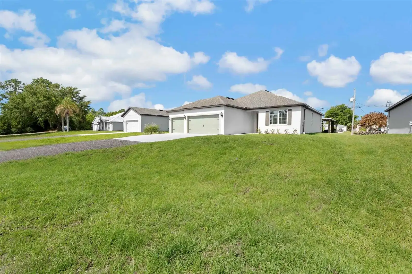 7745 94TH Avenue, Vero Beach FL 32967 photo 3