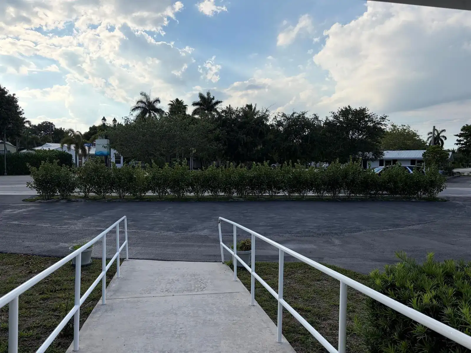 202 Palm Court, Delray Beach FL 33444 photo 3