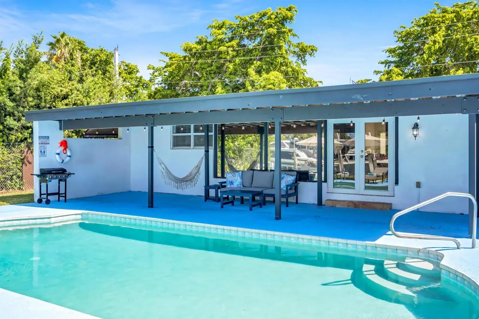 1875 Keystone Boulevard, North Miami FL 33181 photo 2