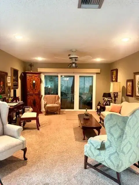 6787 Starkeys Place, Lake Worth FL 33467 photo 2