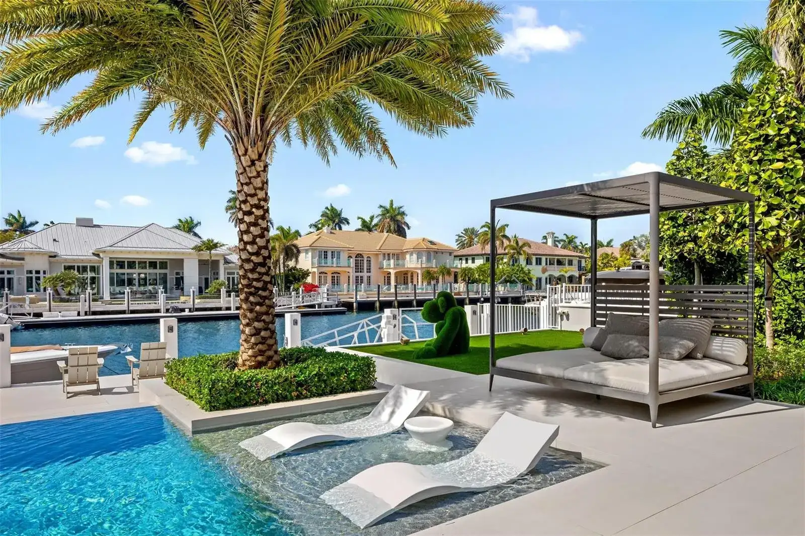 2520 DEL LAGO Drive, Fort Lauderdale FL 33316 photo 3