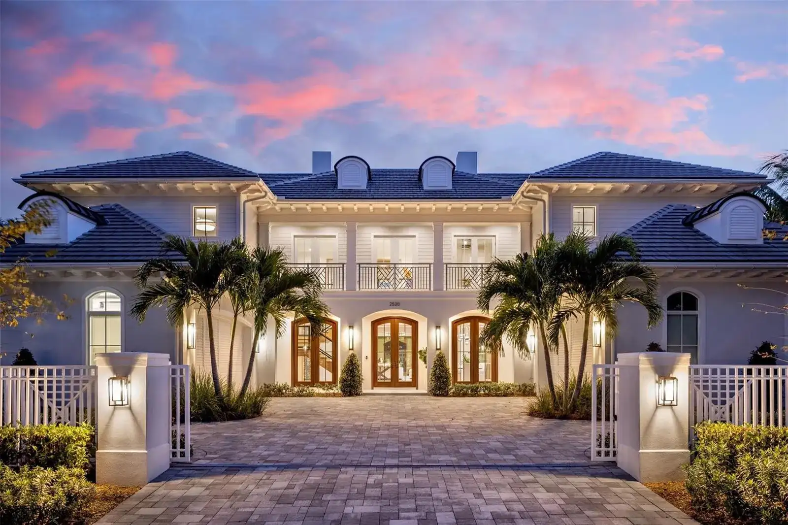 2520 DEL LAGO Drive, Fort Lauderdale FL 33316 photo 4