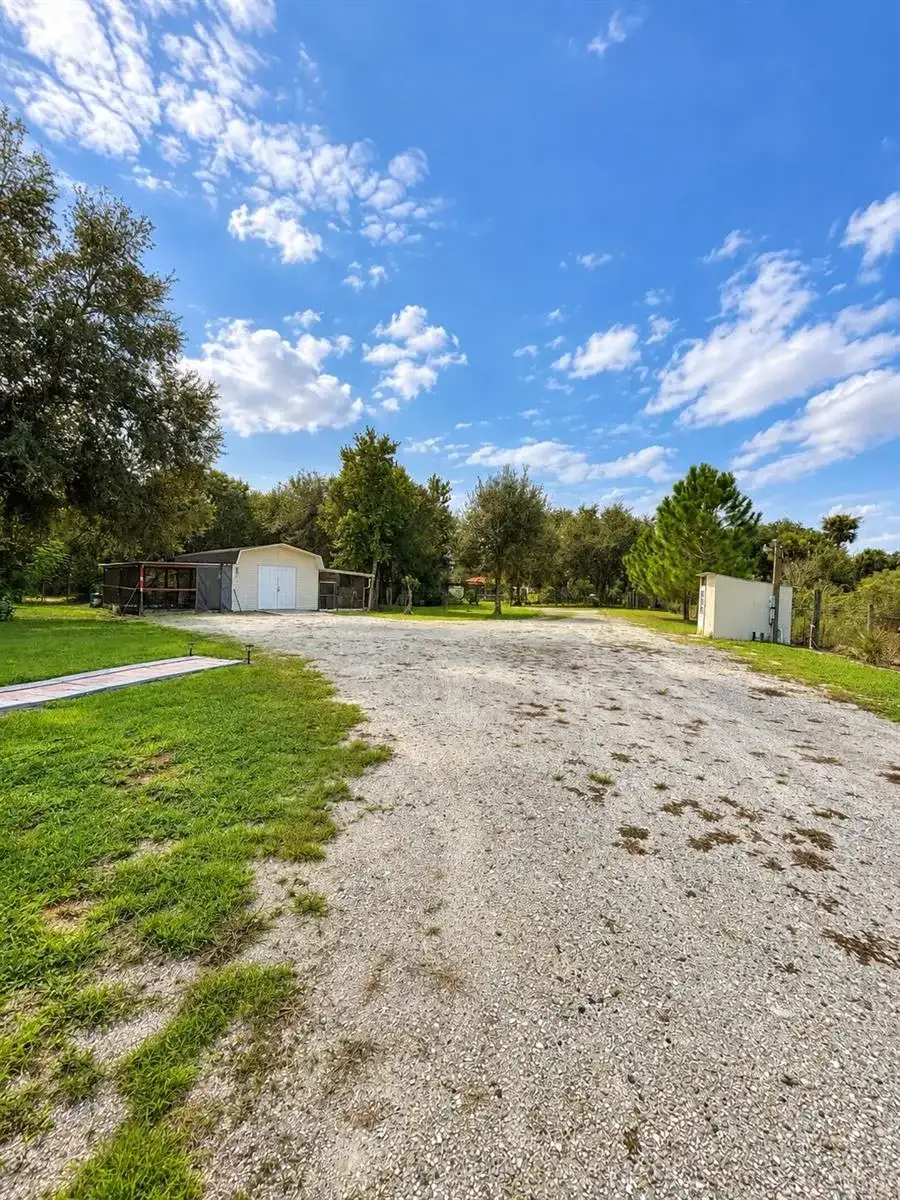 21876 NW 266TH Street, Okeechobee FL 34972 photo 2