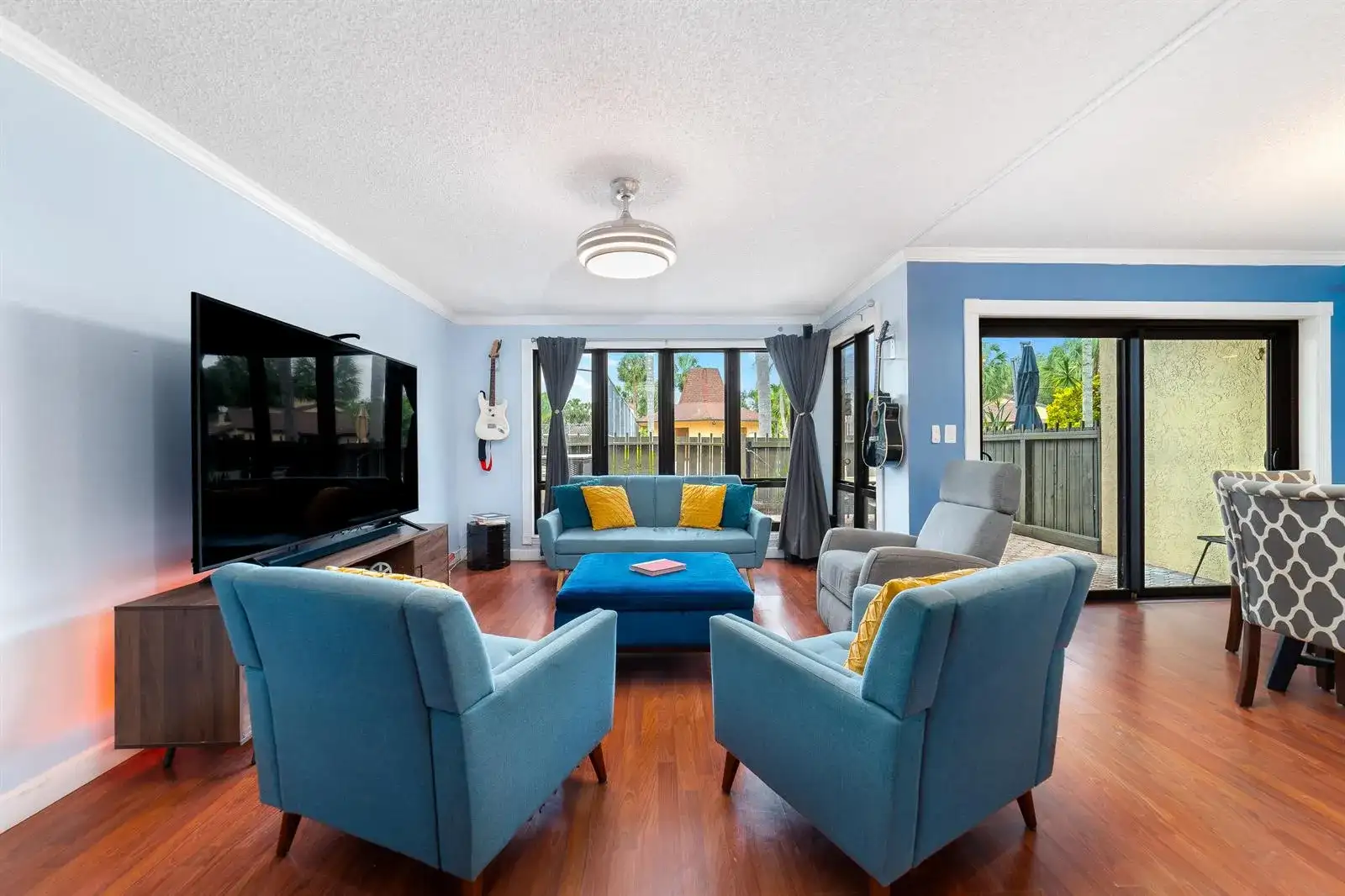 8847 Cleary Boulevard, Plantation FL 33324 photo 4