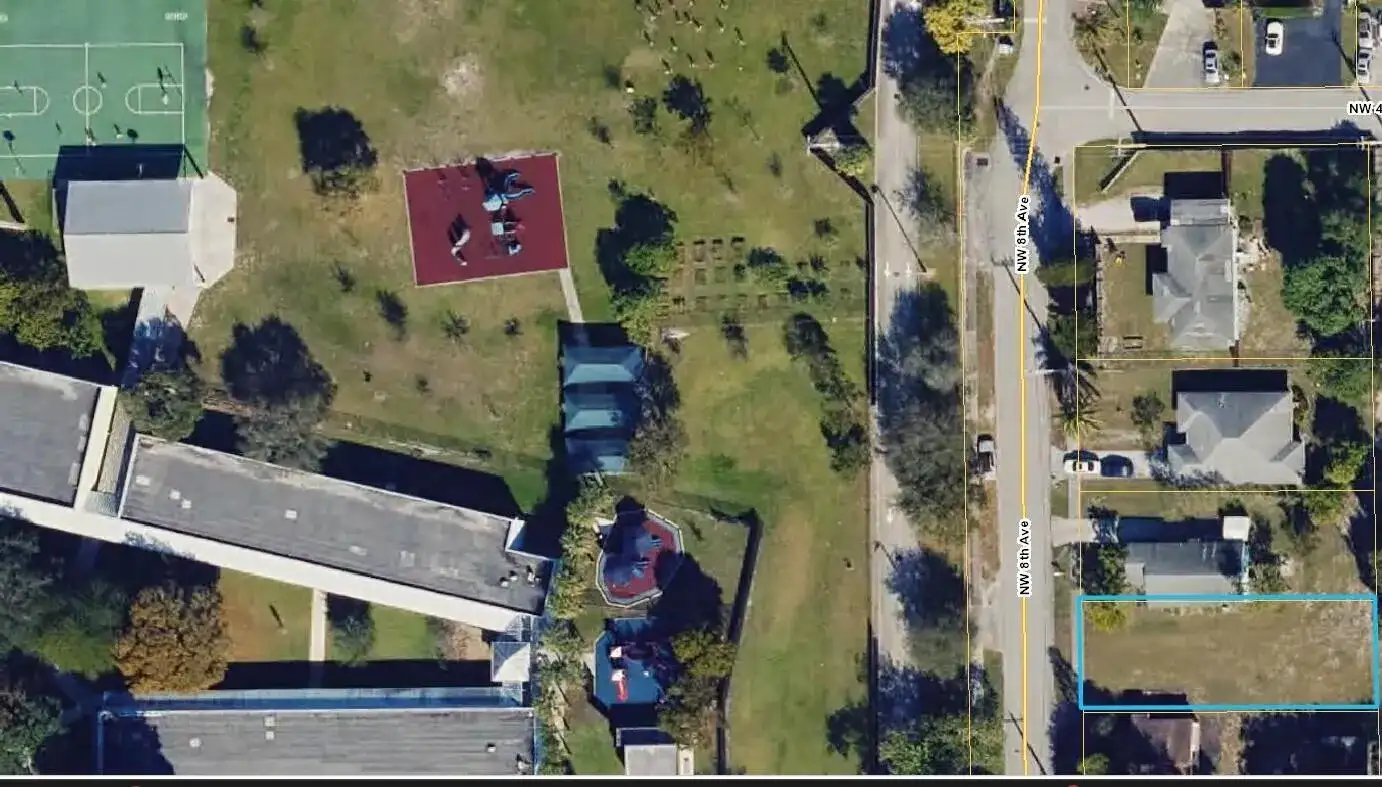 339 NW 8TH Avenue, Delray Beach FL 33444 photo 3