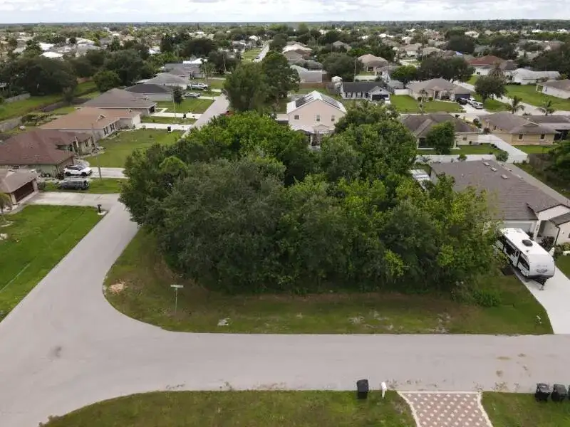 3458 SW VOYAGER Street, Port St. Lucie FL 34953 photo 2