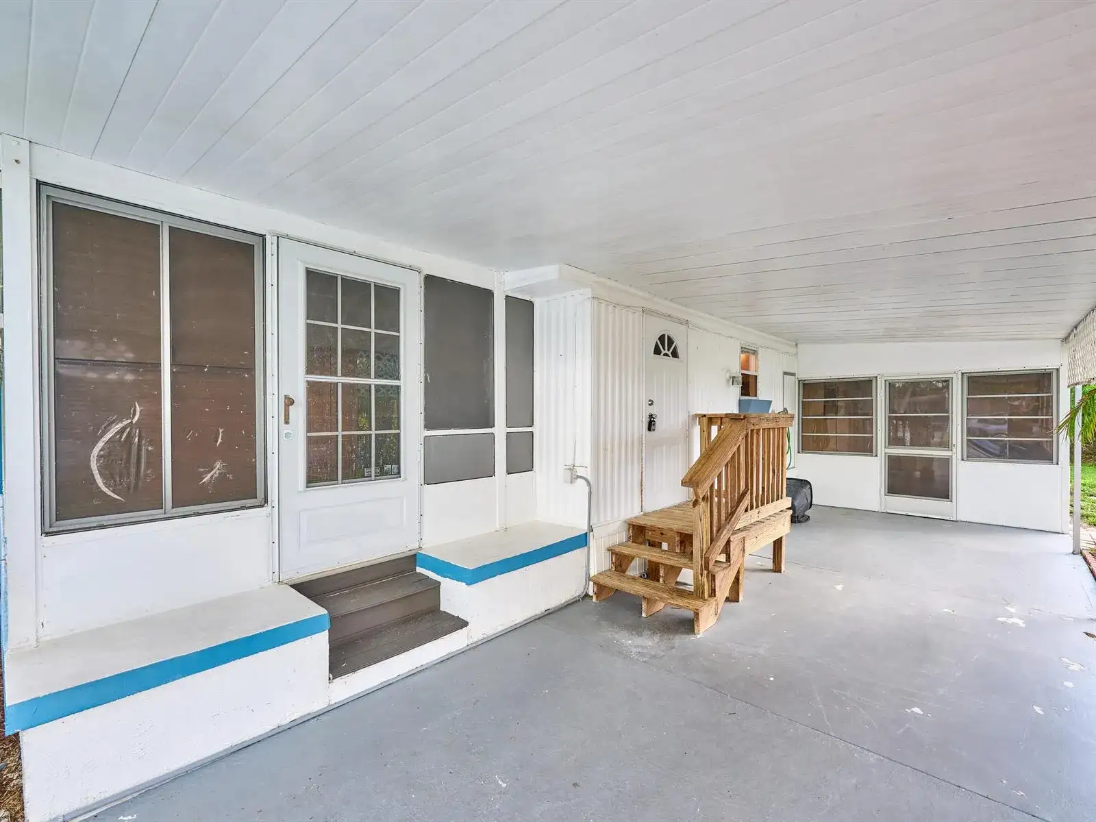 7965 SE WREN Avenue, Hobe Sound FL 33455 photo 3