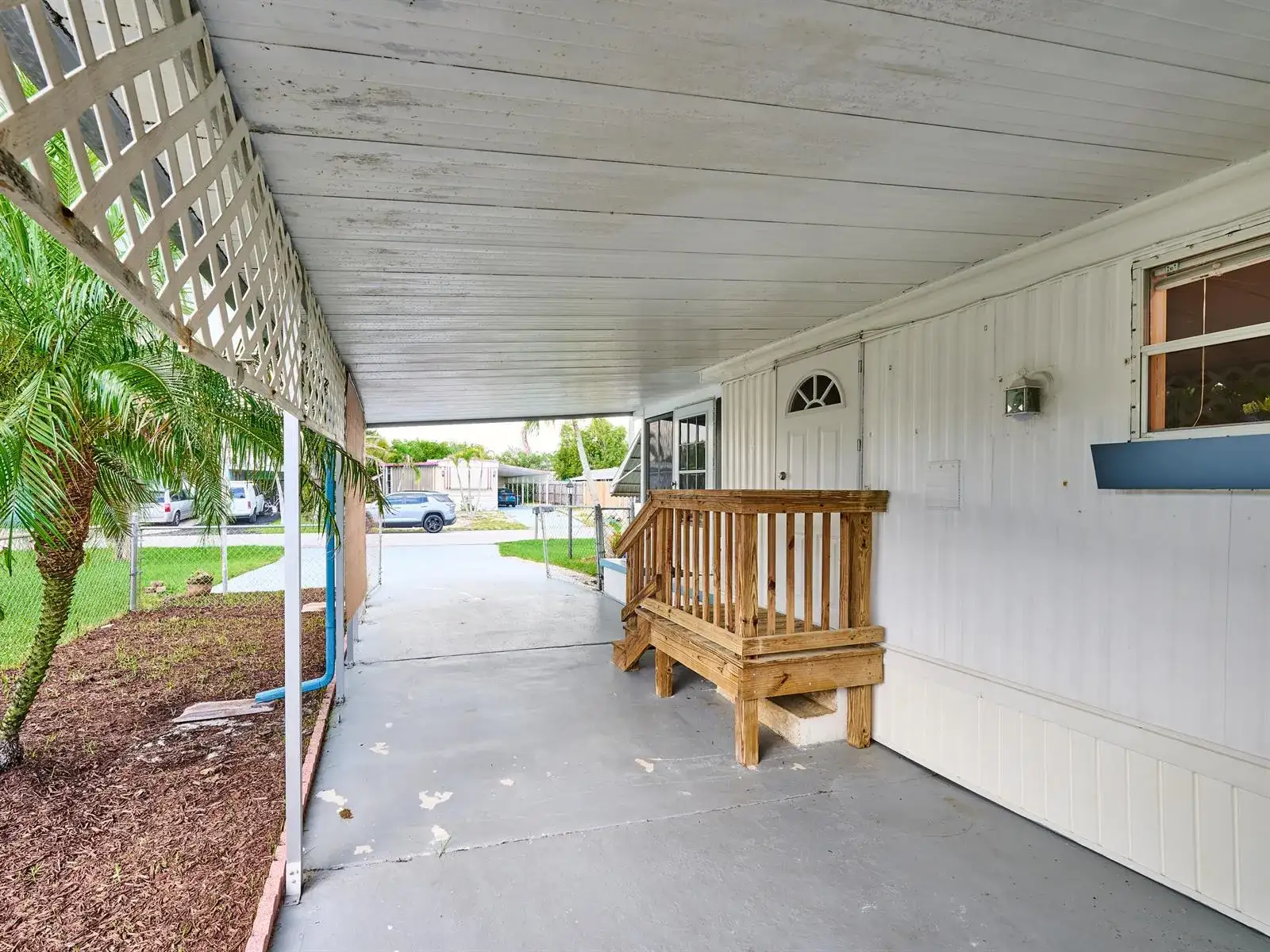 7965 SE WREN Avenue, Hobe Sound FL 33455 photo 4