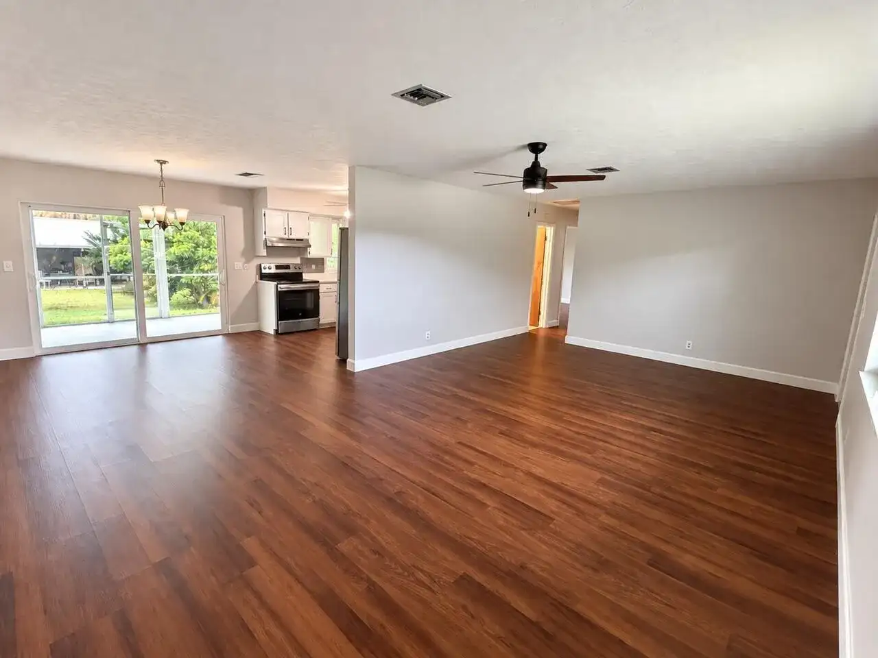 7389 SE FLAMINGO Way, Hobe Sound FL 33455 photo 4