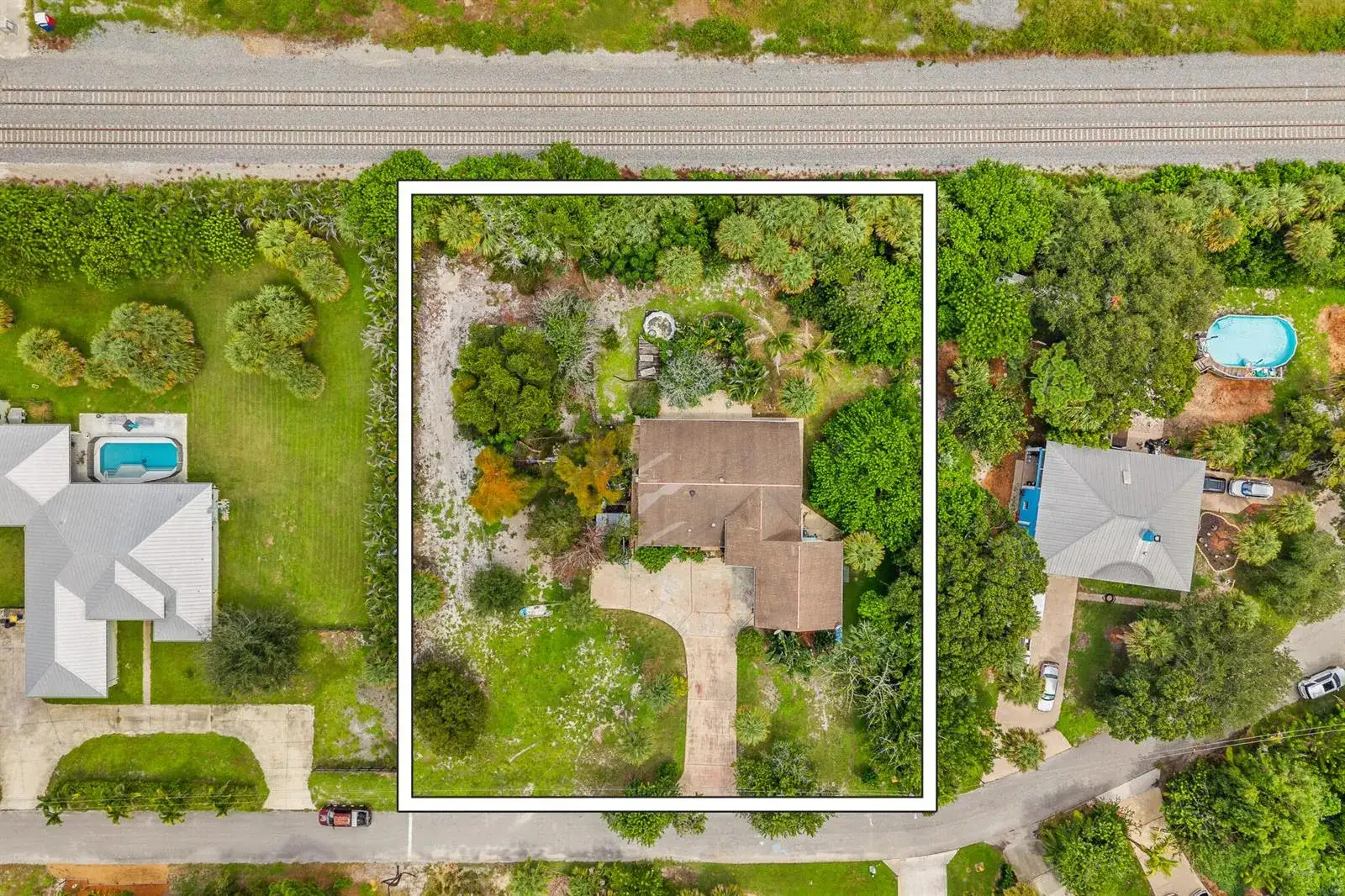 1271 NE SUNRISE Terrace, Jensen Beach FL 34957 photo 4