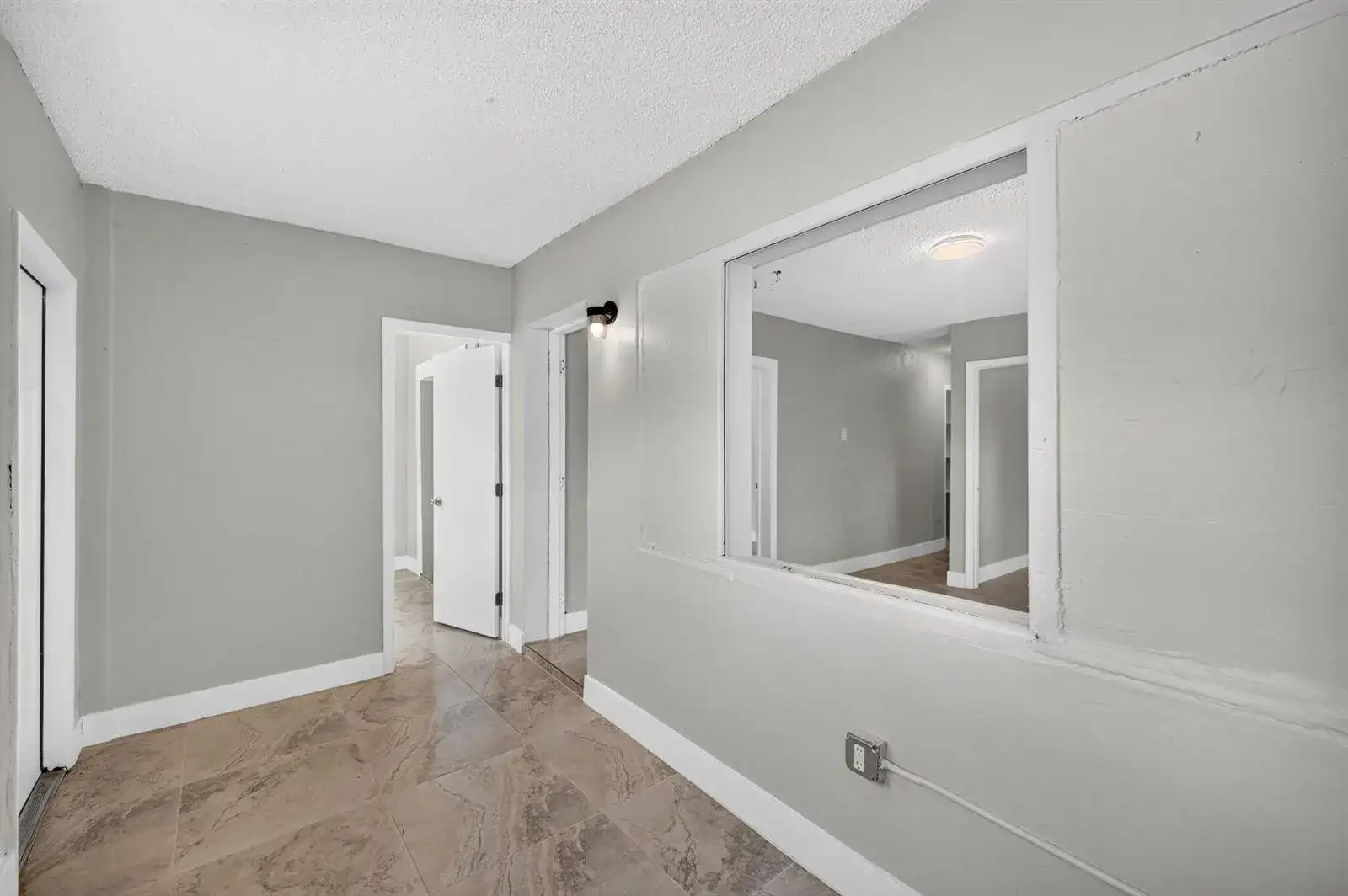 2731 NW 6TH Court, Fort Lauderdale FL 33311 photo 5