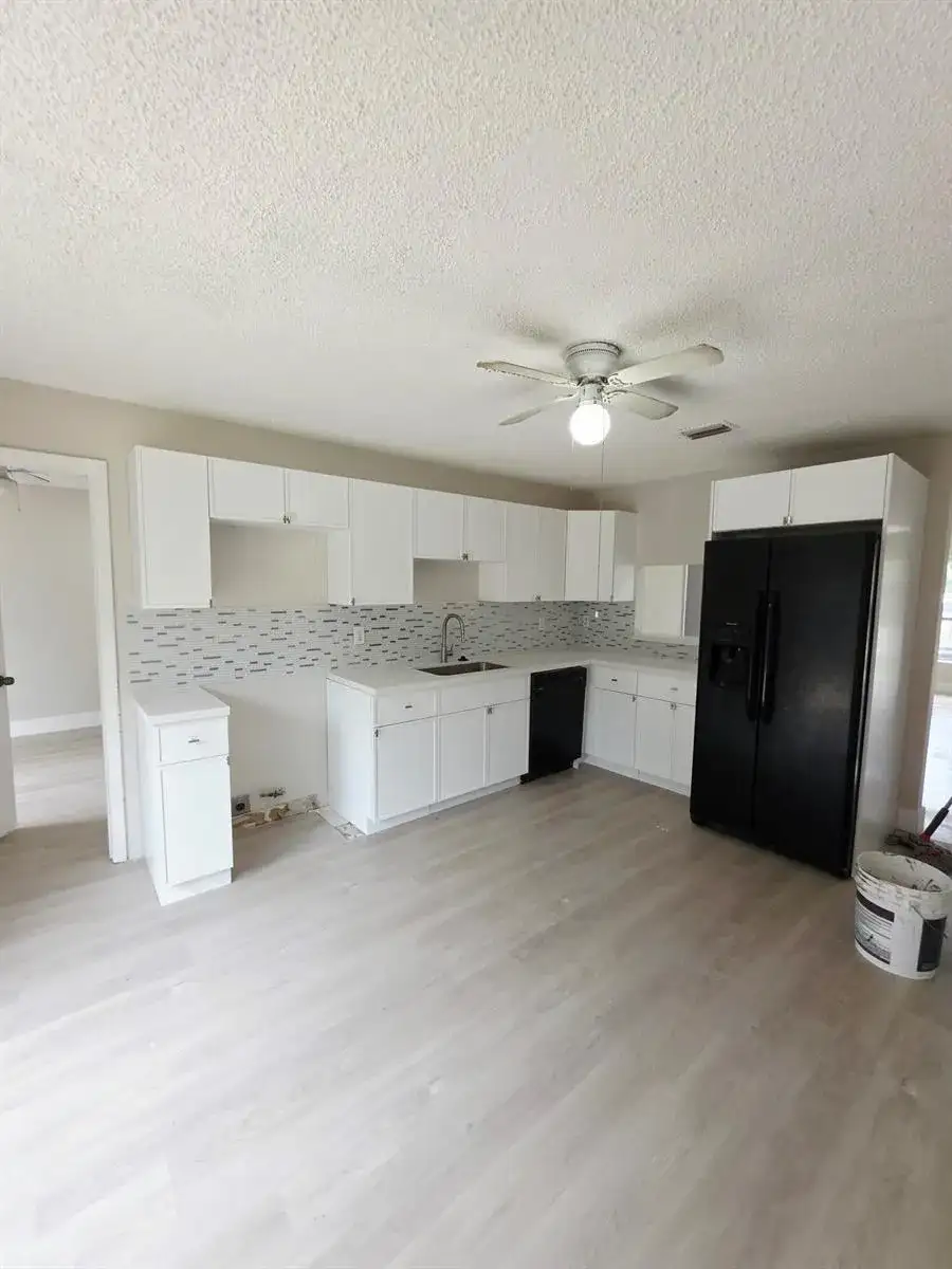 6117 Blue Grass Circle, Lake Worth FL 33463 photo 3