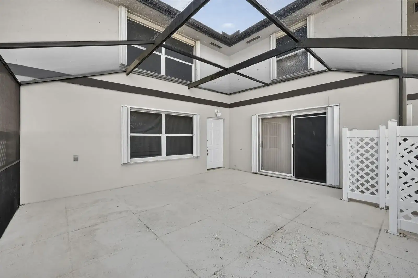 11 AMHERST Court # D, Royal Palm Beach FL 33411 photo 3