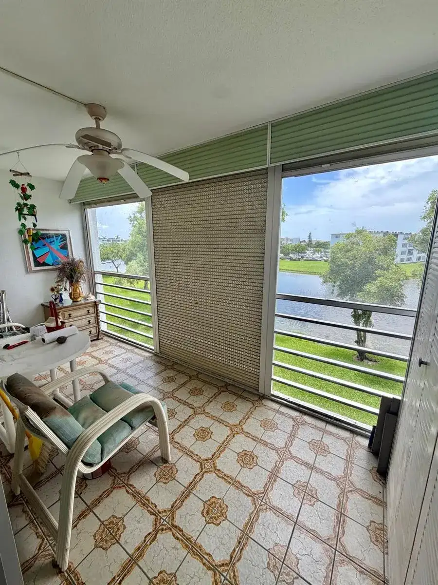 3010 REXFORD A, Boca Raton FL 33434 photo 3