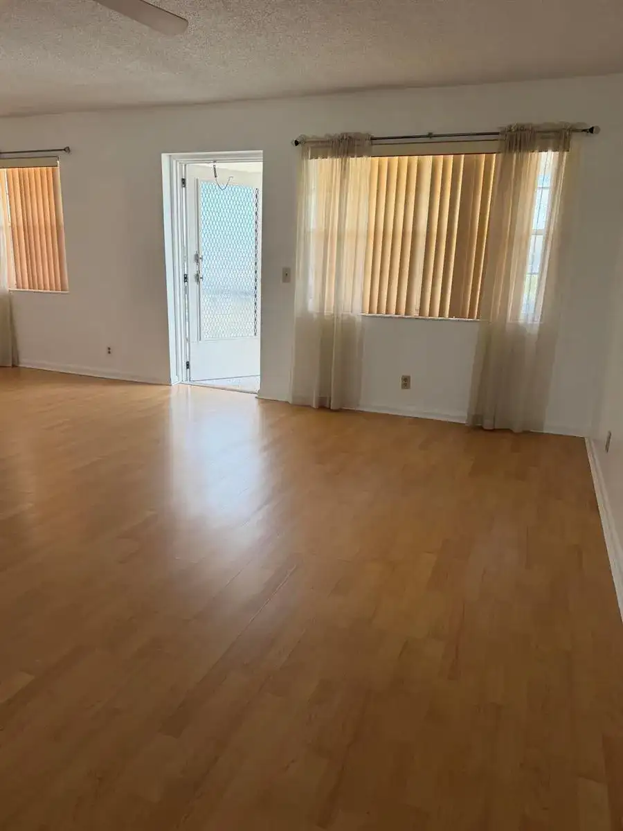 13 KENT A, West Palm Beach FL 33417 photo 5