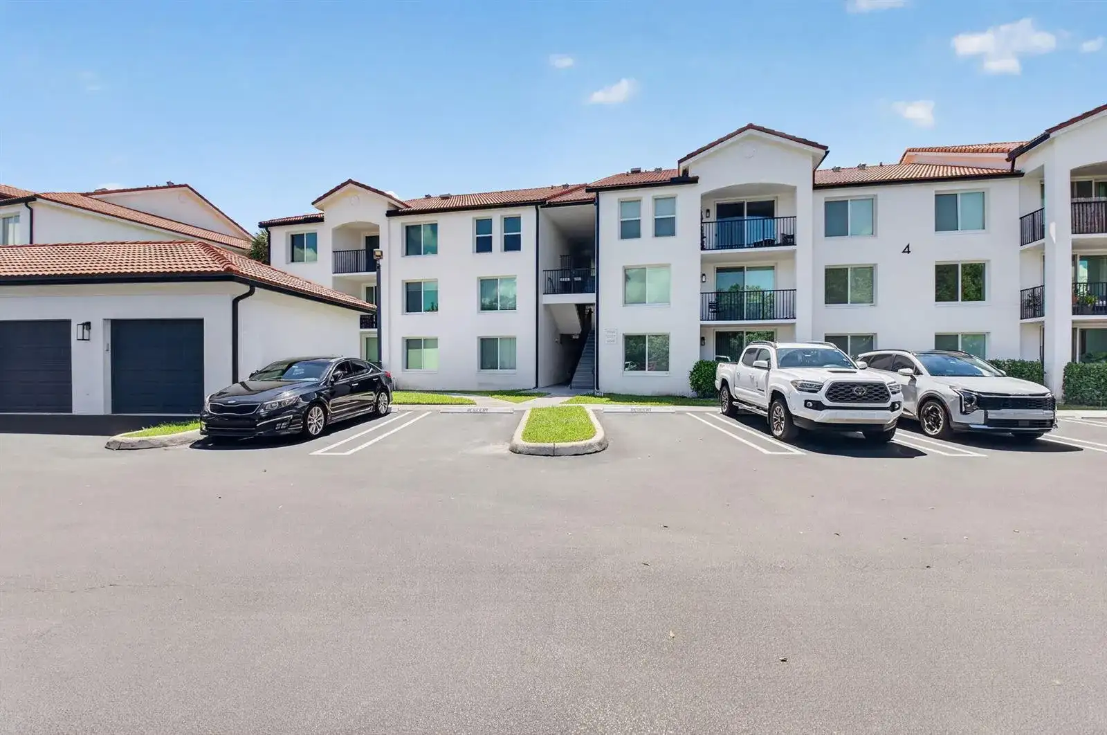 417 Villa Circle, Boynton Beach FL 33435 photo 4