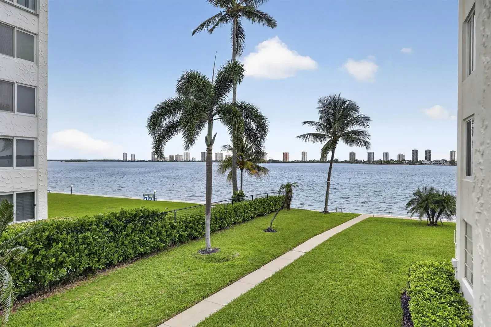 301 LAKE SHORE Drive # 201, Lake Park FL 33403 photo 3