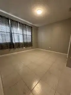 232 SW 10th Street, Hallandale Beach FL 33009 photo 4