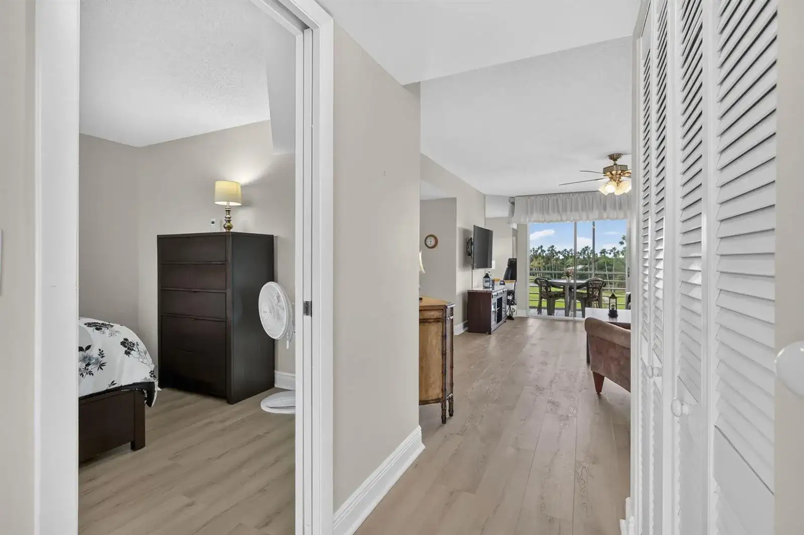 3871 Via Poinciana # 407, Lake Worth FL 33467 photo 2