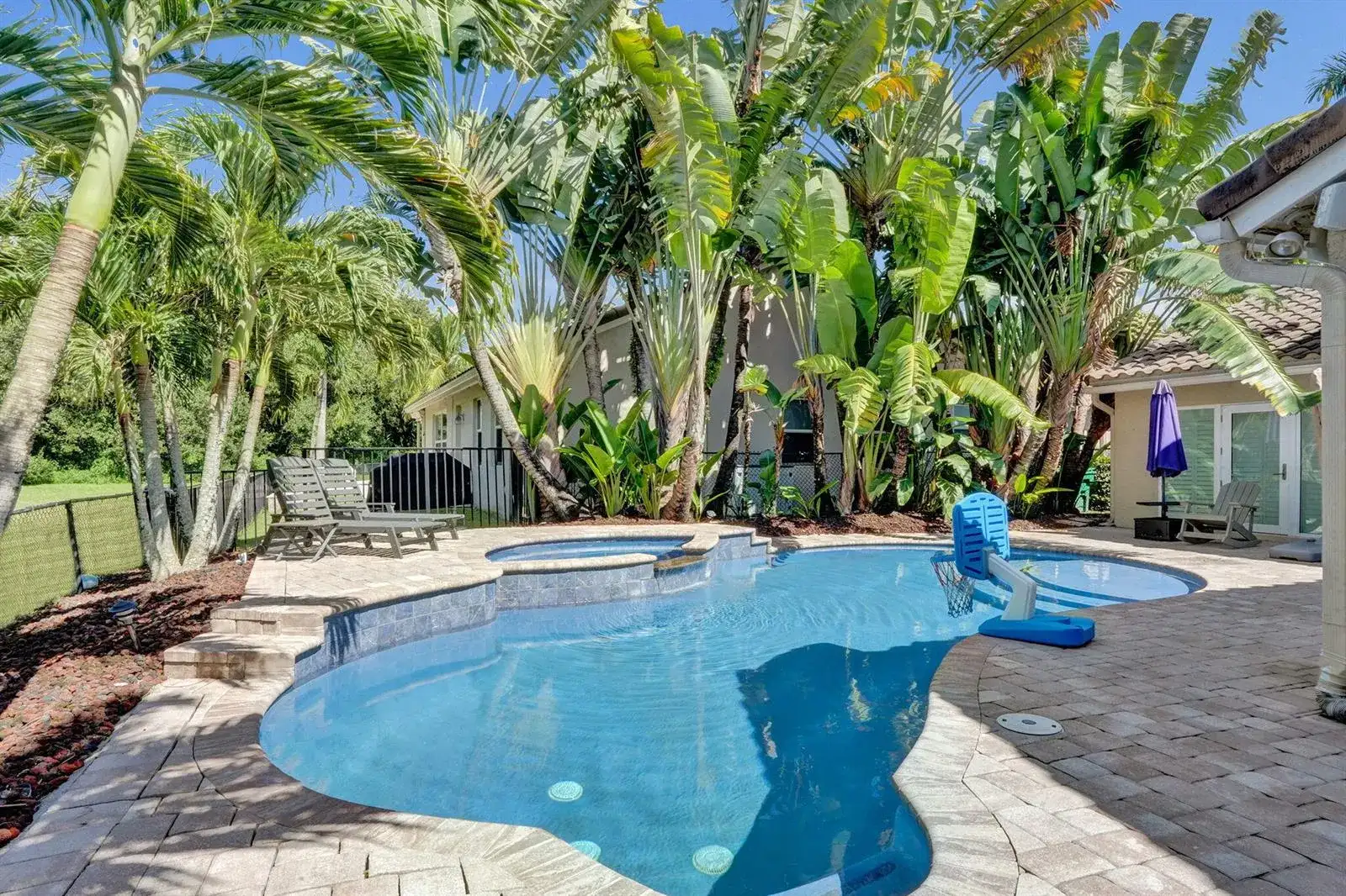 9645 E Tree Tops Court, Davie FL 33328 photo 2