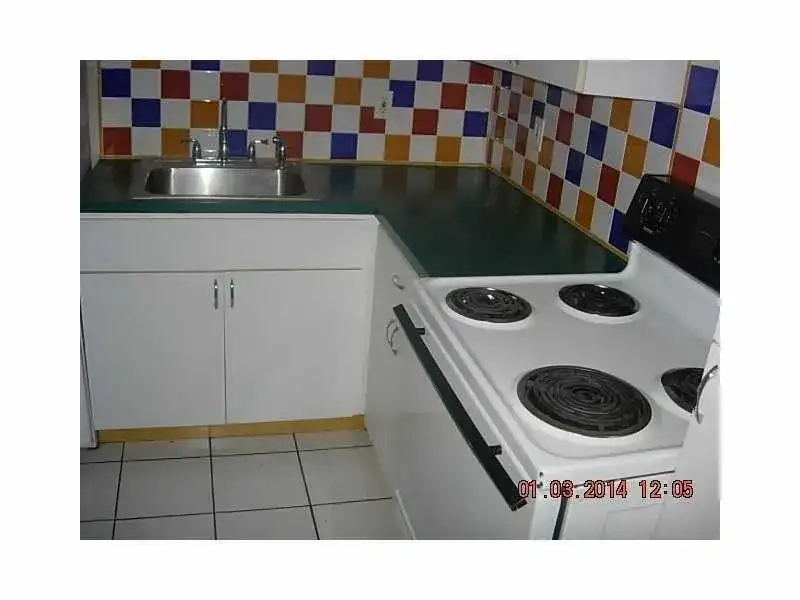 528 MERIDIAN Avenue # 204, Miami Beach FL 33139 photo 2