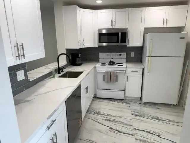 205 SE 11TH Terrace # 405, Dania Beach FL 33004 photo 3