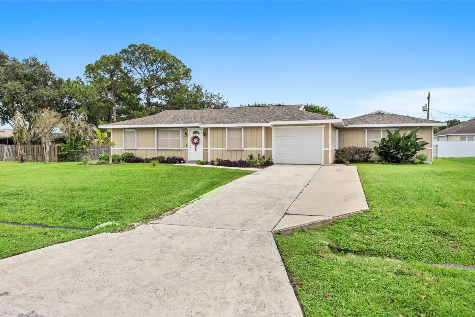 2417 SW RONEY Road, Port St. Lucie FL 34953 photo 4
