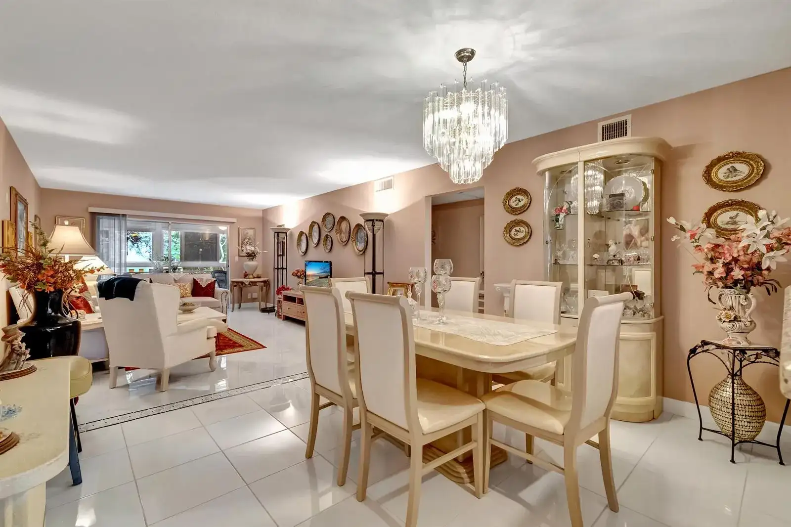 2403 ANTIGUA Circle # D2, Coconut Creek FL 33066 photo 3