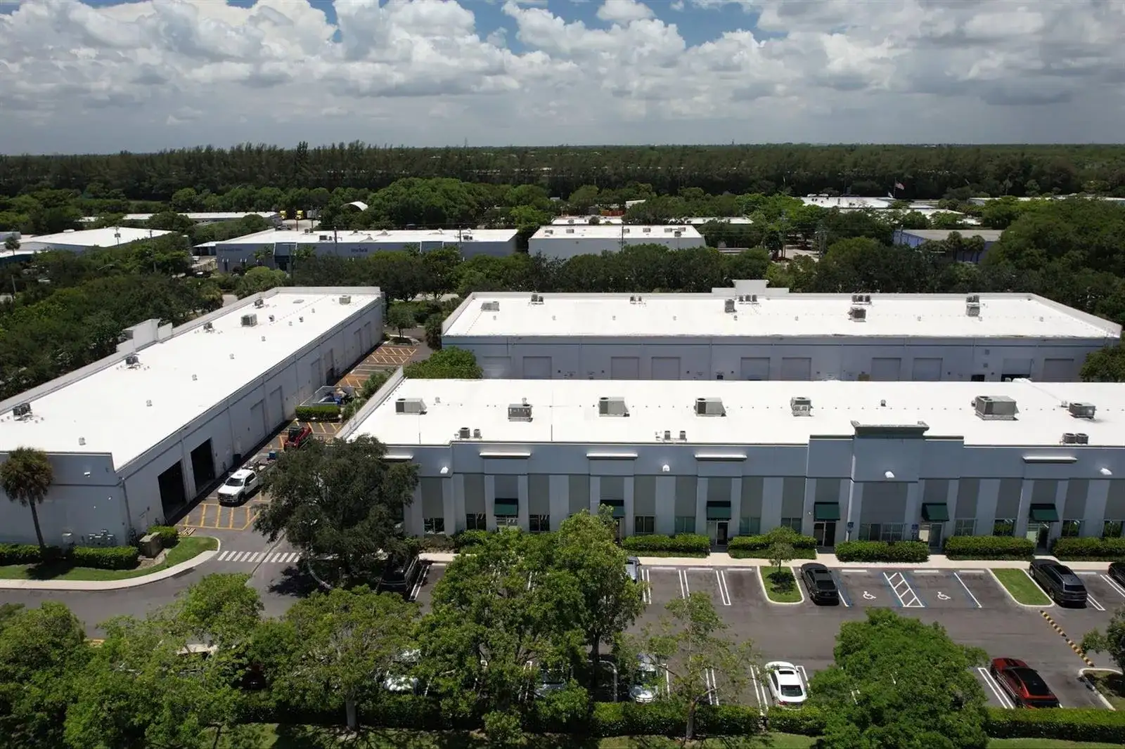 2721 NW 19TH Street, Pompano Beach FL 33069 photo 2
