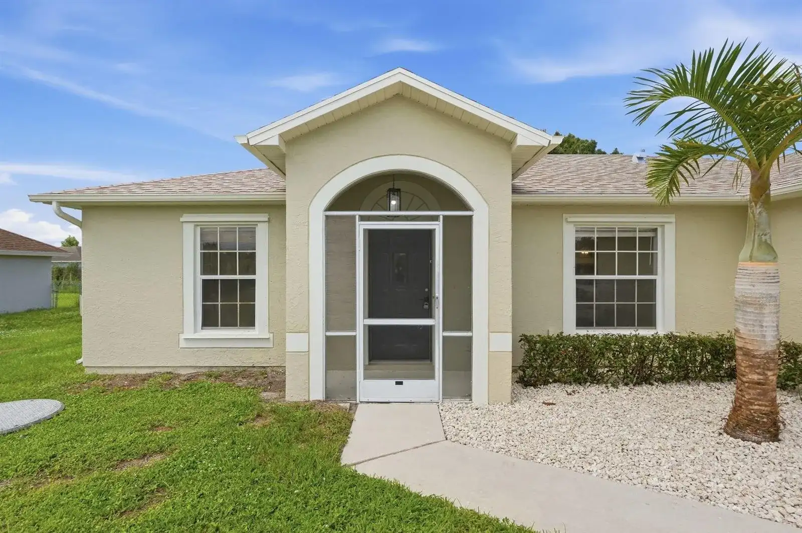 453 SW COLUMBUS Drive, Port St. Lucie FL 34953 photo 2