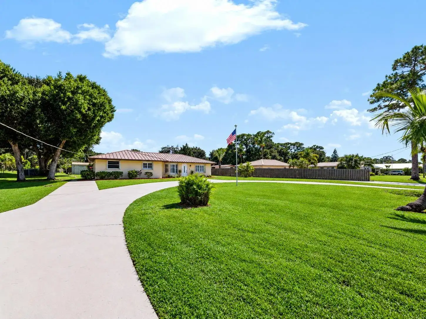 1550 SW WILDCAT Trail, Stuart FL 34997 photo 2