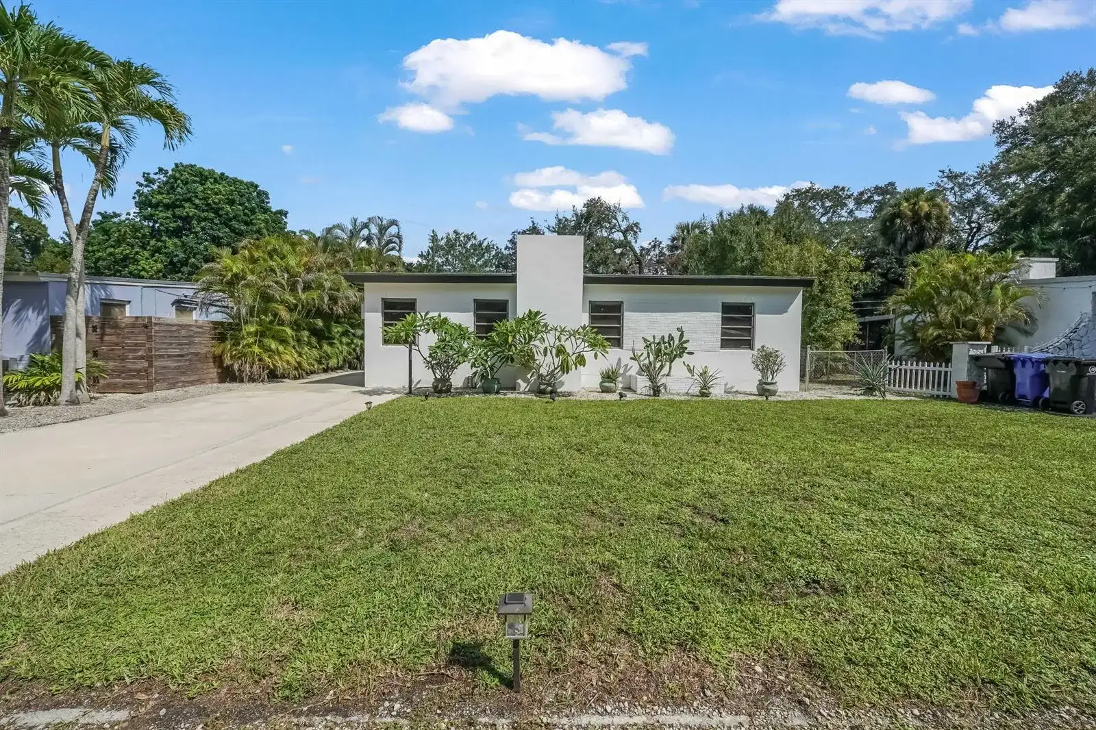1717 SW 14TH Street, Fort Lauderdale FL 33312 photo 2