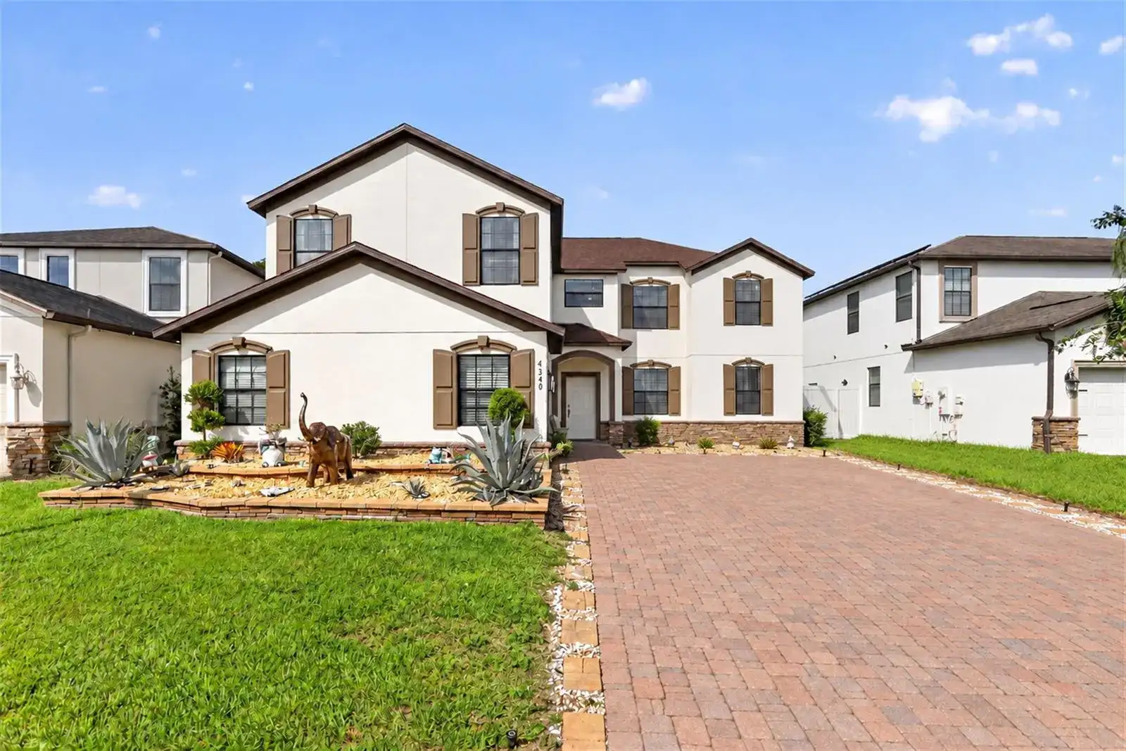 4340 Summer Breeze Way, Kissimmee FL 34744 photo 2