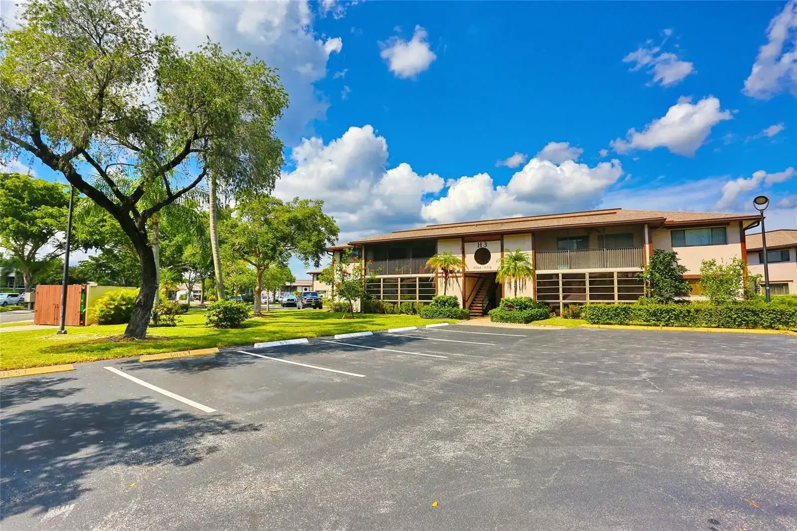 9712 S Belfort Circle, Tamarac FL 33321 photo 5