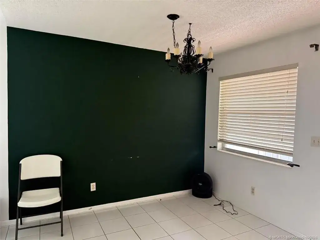 2600 SE OCEAN Boulevard # J12, Stuart FL 34996 photo 3