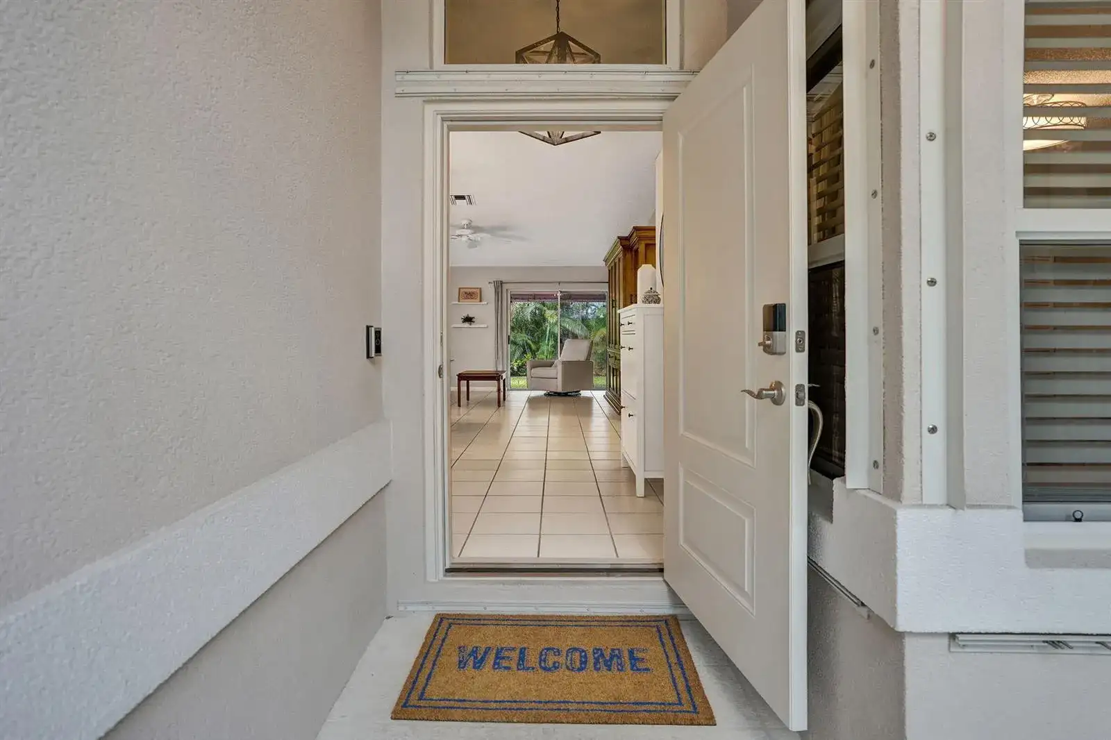 3763 S LANCEWOOD Place, Delray Beach FL 33445 photo 3