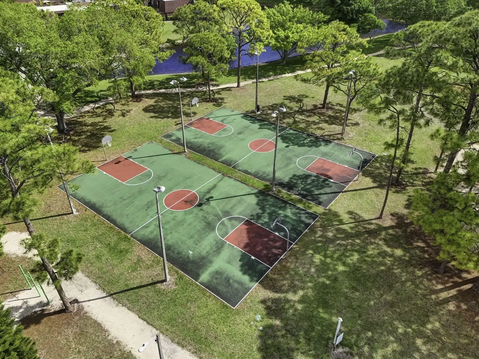 2003 20TH Lane, Palm Beach Gardens FL 33418 photo 3