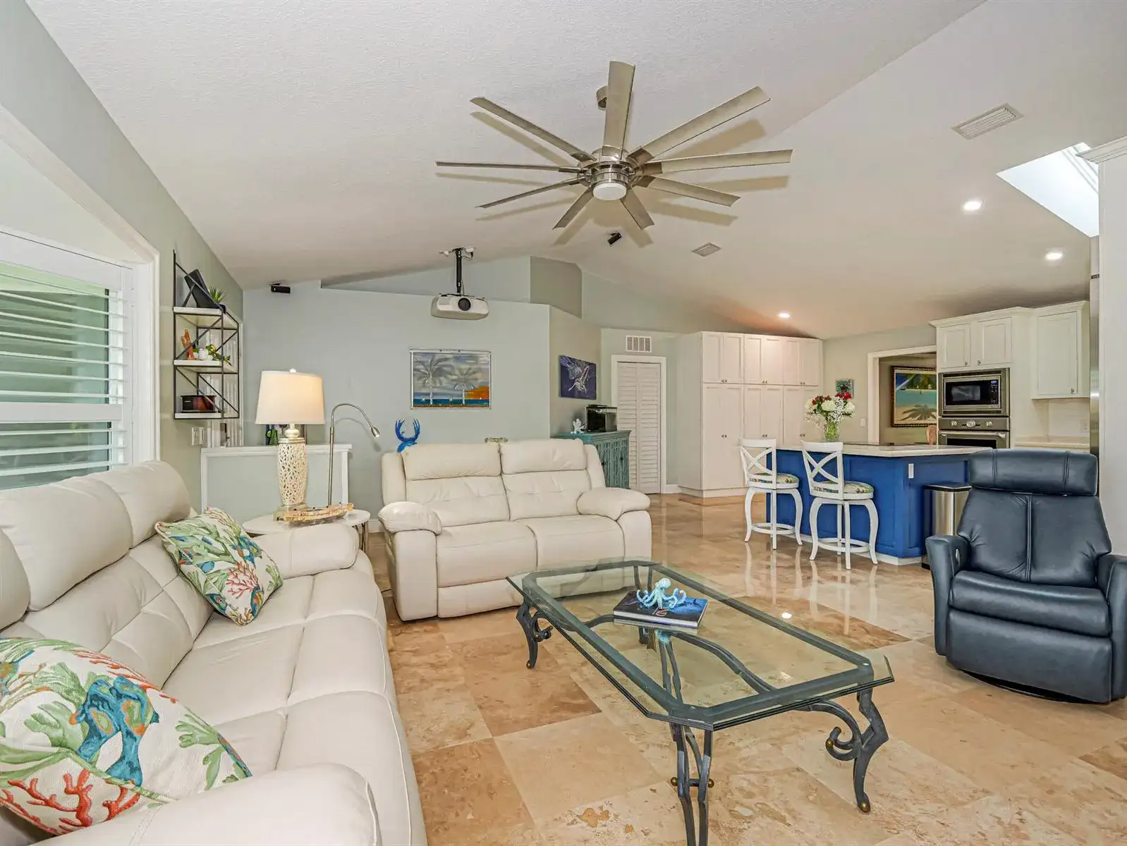 215 8TH Terrace, Vero Beach FL 32962 photo 4