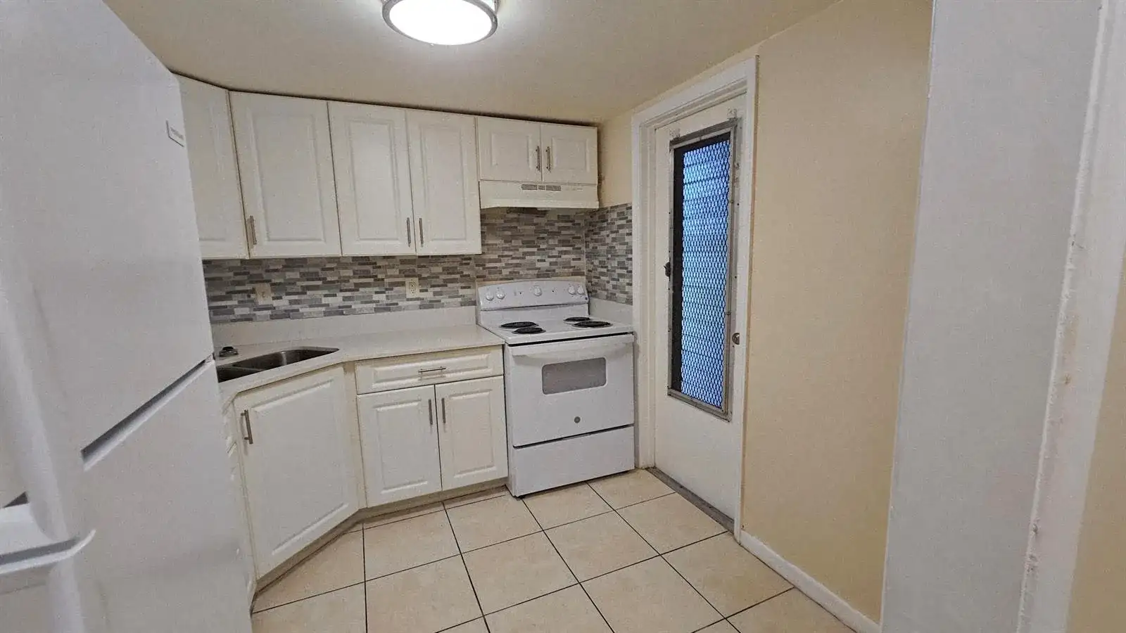 4200 NW 3RD Court # 122, Plantation FL 33317 photo 2
