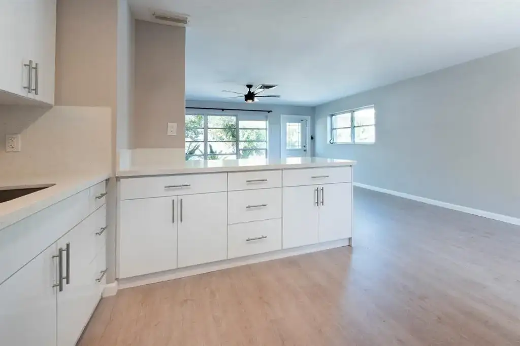 2380 NE 8TH Avenue, Pompano Beach FL 33064 photo 5