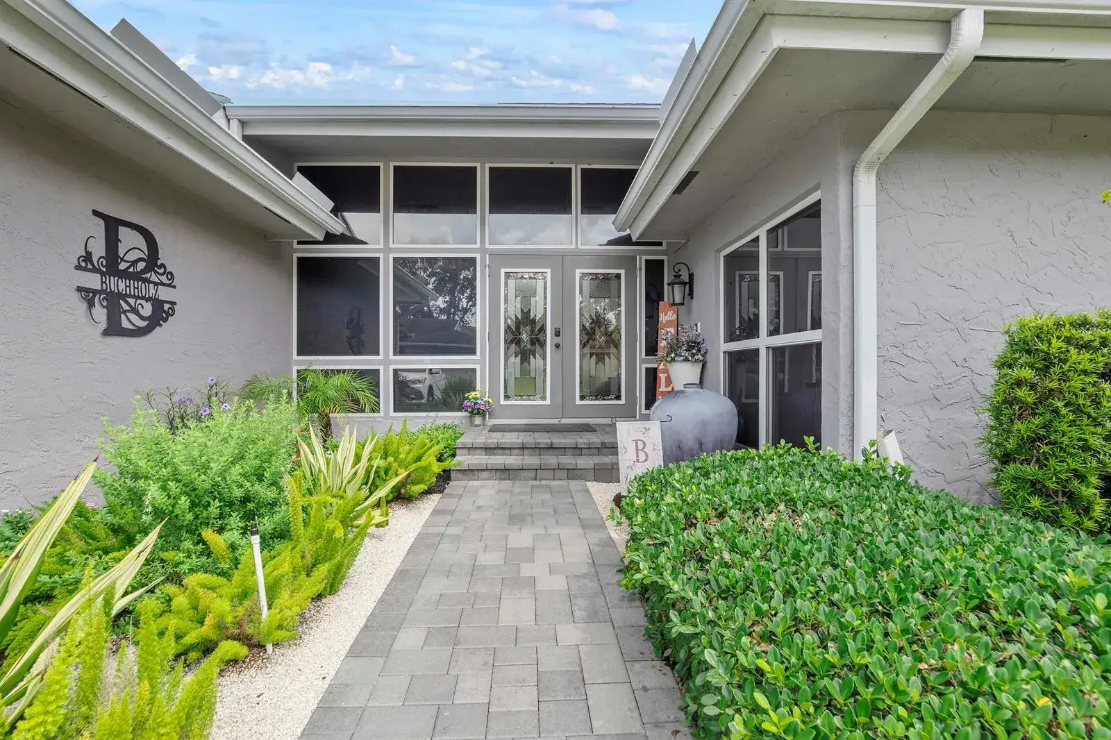 8059 BUTTONWOOD Circle, Tamarac FL 33321 photo 2